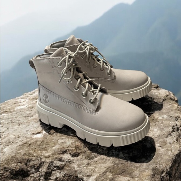 Women’s Timberland Greyfield Lace Up Lightweight Suede Sneaker Boot. NWT Size 8. - Picture 7 of 11